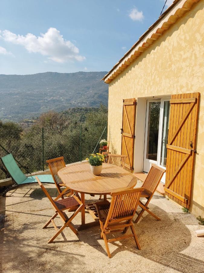 Bas De Villa. Cote D'Azur, A 20 Kms De Nice Contes  エクステリア 写真